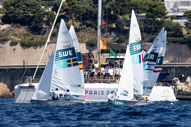 470 - Medal Race start - Paris 2024 Olympic Sailing Competition - photo © Robert Deaves