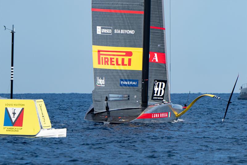 Luna Rossa Prada Pirelli vs. New York Yacht Club American Magic on Louis Vuitton Cup Semi-Finals Day 3 - 16th September 2024 - photo © Ian Roman / America's Cup