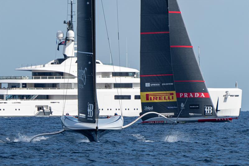 American Magic  | Luna Rossa - Day 3 - Semi-Finals - Louis Vuitton Cup - Day 12 - September 16, 2024 - Barcelona - photo © Ian Roman / America's Cup