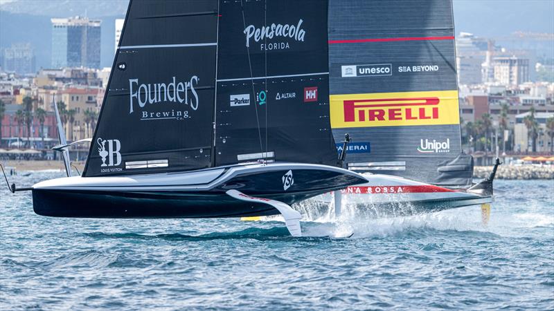 Luna Rossa Prada Pirelli vs. New York Yacht Club American Magic on Louis Vuitton Cup Semi-Finals Day 5 - 19th September 2024 - photo © Ricardo Pinto / America's Cup