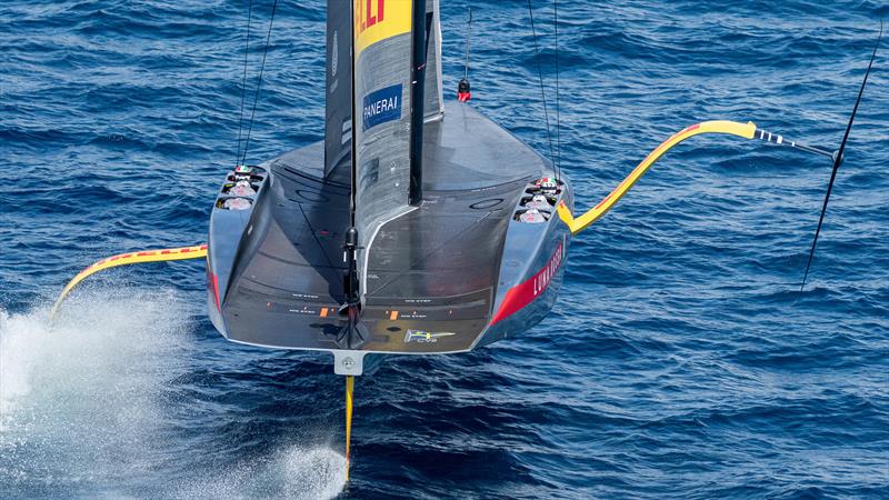  Luna Rossa  - Semi-Finals - Louis Vuitton Cup - Day 14 - September 19, 2024 - Barcelona - photo © Ian Roman / America's Cup